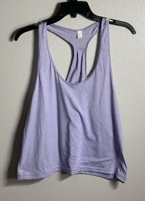 Lululemon Athletica Women lilac Tank Top‎ Sleeveless size 8 thumbnail 1
