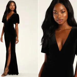 LULU's Prom Wedding Sexy Sophisticated Romantic Elegant Holiday FlowyVelvet Maxi thumbnail 5