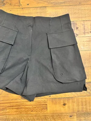 LULU🍋 Relaxed Fit Super Hi Rise‎ Cargo Shorts thumbnail 4