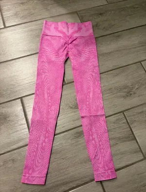 Gymshark Pink Women’s Adapt Animal Seamless Leggings Size XS SOUR PINK NEW thumbnail 4