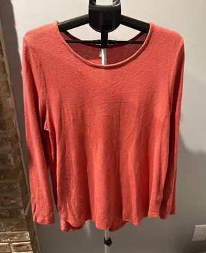 Old Navy Women's Pink‎ Long Sleeve Tee Size XL thumbnail 1