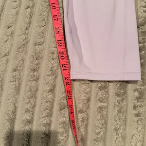 Fabletics PureLuxe Lavender Purple High Waisted Pocket Cropped Leggings Womens thumbnail 5