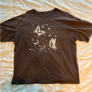 Shein Graphic Tee thumbnail 1