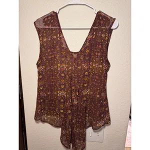 Band of Gypsies Burgundy Boho Medallion High Low Sleeveless Blouse Top Medium thumbnail 4