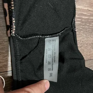 Swim top (Size xl) thumbnail 2