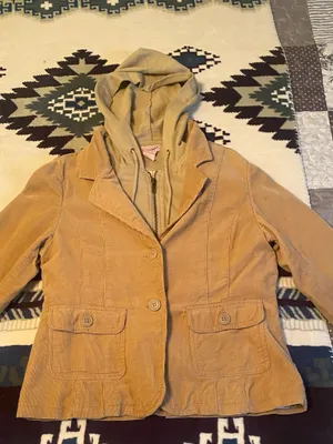 Junior’s size small passport tan jacket thumbnail 2