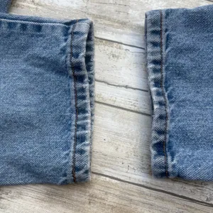 VTG Levi’s 951 Jeans Orange Tab 28x27 Relaxed Tapered Light Wash Mom‎ USA Made thumbnail 11