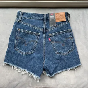 Levi's NWT  ribcage shorts thumbnail 1