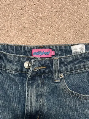 Edikted Jeans Low-Rise Baggy thumbnail 2