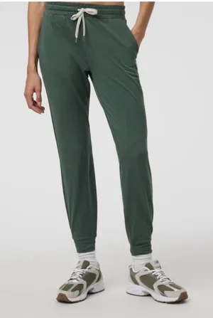 VUORI Performance DreamKnit Jogger Marsh Heather‎ XL thumbnail 1