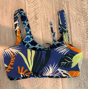 MAAJI 4 WAY REVERSIBLE Tropical Print Bikini Top thumbnail 1
