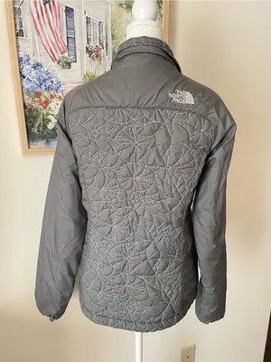 The North Face Catawissa Floral Embroidered Quilted Puffer Jacket Women’s Small thumbnail 8