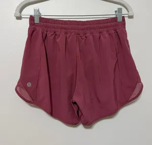 Lululemon Hotty Hot Short Size 8 II *2.5" Violet Red thumbnail 1