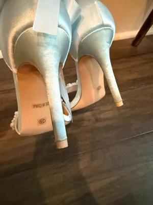 Blue pearl heels Size 9 thumbnail 4
