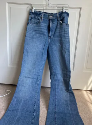 Abercrombie Flare Jeans thumbnail 1