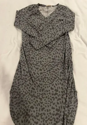 Stylish Gray Leopard Print Dress Size L By thumbnail 1