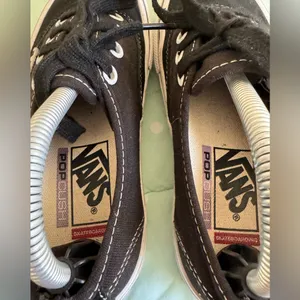 Vans Black Classic Pop Crush Sneakers Mens size 3.5 / Women’s size 5 thumbnail 7