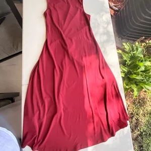 Elegant burgundy Women's Dress thumbnail 4