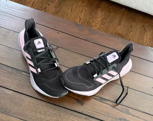 Adidas Ultra Boost Women’s Size 11 Sneakers Black And Purple thumbnail 1