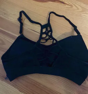 Profit Medium Sport excellent condition thumbnail 4