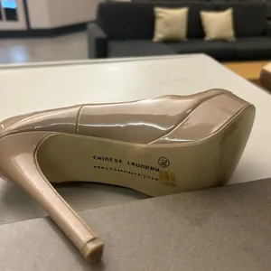 Chic Beige Platform Heels Nude Paten 7M. Very nice! Chinese Laundry thumbnail 3