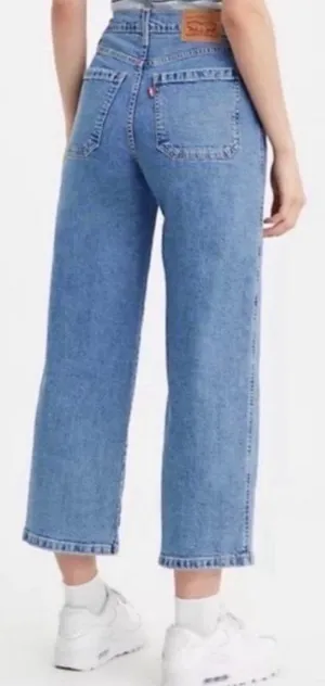 Levis Mile High Cropped Wide Leg Blue Button Fly Jeans Size 28 thumbnail 2