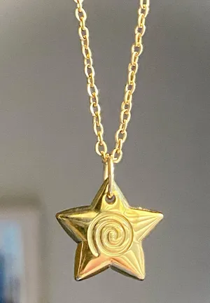 Handmade grunge y2k star swirl fully gold stainless steel chain necklace💫🌀 thumbnail 1