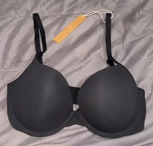 SKIMS Fits Everybody Push-Up Demi bra thumbnail 1
