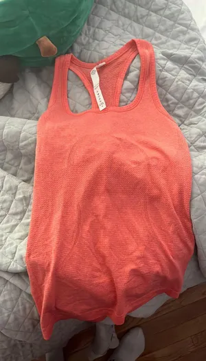 Lululemon Tank thumbnail 1