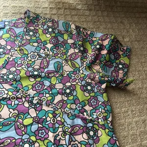 Carols‎ Scrub Top Womens Medium Multicolor Butterflies Flowers Floral Nurse thumbnail 7