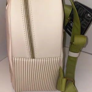Loungefly Disney Winnie The Pooh Flowers Mini Backpack thumbnail 2