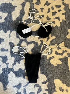 Abercrombie and Fitch Black and White String Bikini thumbnail 2