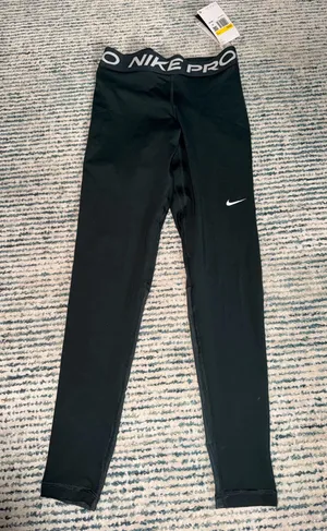 Nike Pro Leggings thumbnail 1
