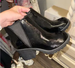 black boots Size 8 thumbnail 1