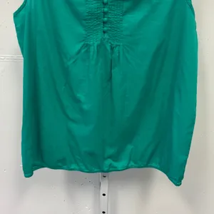 LOFT Emerald Green Ruffle V-Neck Sleeveless Blouse Pleated Bib Top Size Large thumbnail 4