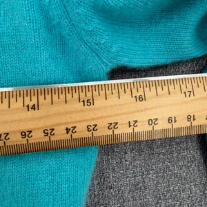 Quinn Cashmere Turquoise Blue Crew Neck Long Sleeve Sweater Luxury Lightweight thumbnail 7