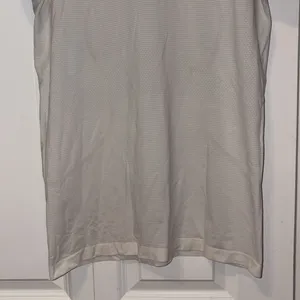 White lululemon swiftly thumbnail 4