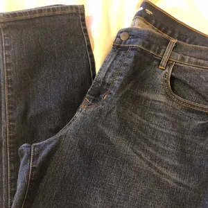 Old Navy skinny jeans. Size 16 short. Worn twice. thumbnail 5