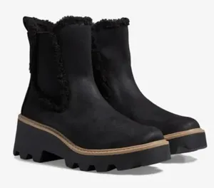 NEW Dolce Vita Women's Vinny Cozy‎ Fur Lined Lug Sole Platform Boots in Black thumbnail 1