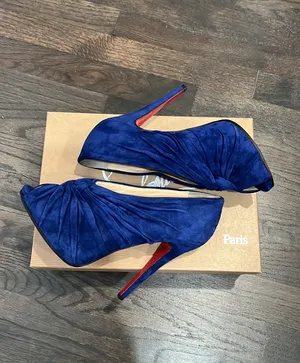 Christian Louboutin Booties thumbnail 4