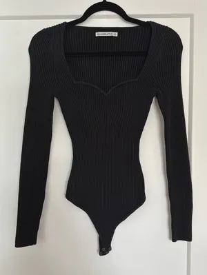 Abercrombie Ribbed Long Sleeve Bodysuit Black thumbnail 1