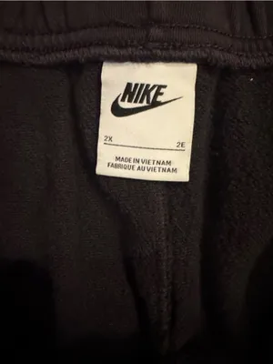 Nike Black Fleece Joggers Women’s 2XL Cropped NWOT thumbnail 3