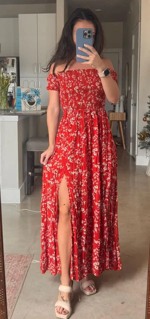 Red Dress Boutique thumbnail 1