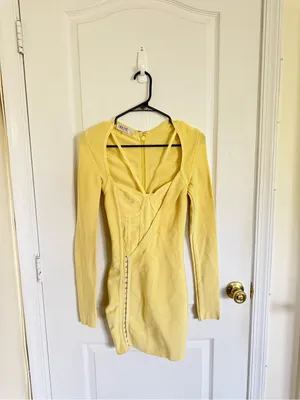 House of CB GIACOMINA Yellow Long Sleeve Bandage Dress With Hook & Eye Details thumbnail 4