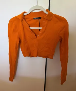 Zara crop top thumbnail 1