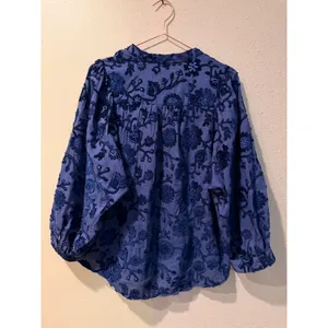 Pilcro Women Blouse M Blue Embroidered Floral Button Down Balloon Sleeve Boho thumbnail 8