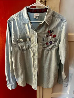 Vintage 90s Disney Mickey & Minnie Embroidered Denim Shirt Light Wash Button Up thumbnail 3
