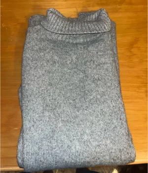 H&M Turtleneck Sweater thumbnail 2