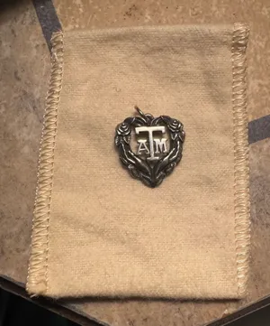 James Avery Retired A&M Heart Charm thumbnail 1