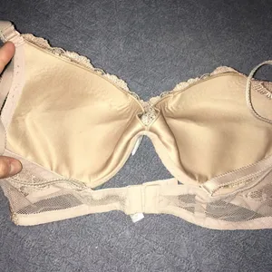 Victoria’s Secret 36C push-up bra with mesh sides thumbnail 2